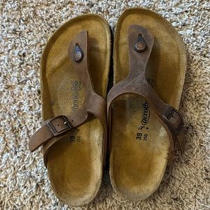 Aerothotic leather flip flop sandals